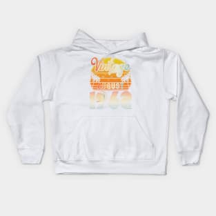 Summer Vintage August 1962 Happy Birthday 58 Years Old To Me Papa Daddy Brother Uncle Son Cousin Kids Hoodie